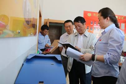 省國資委“兩學(xué)一做”第一督導(dǎo)組 對集團黨委開展學(xué)習(xí)教育工作進(jìn)行督導(dǎo)檢查